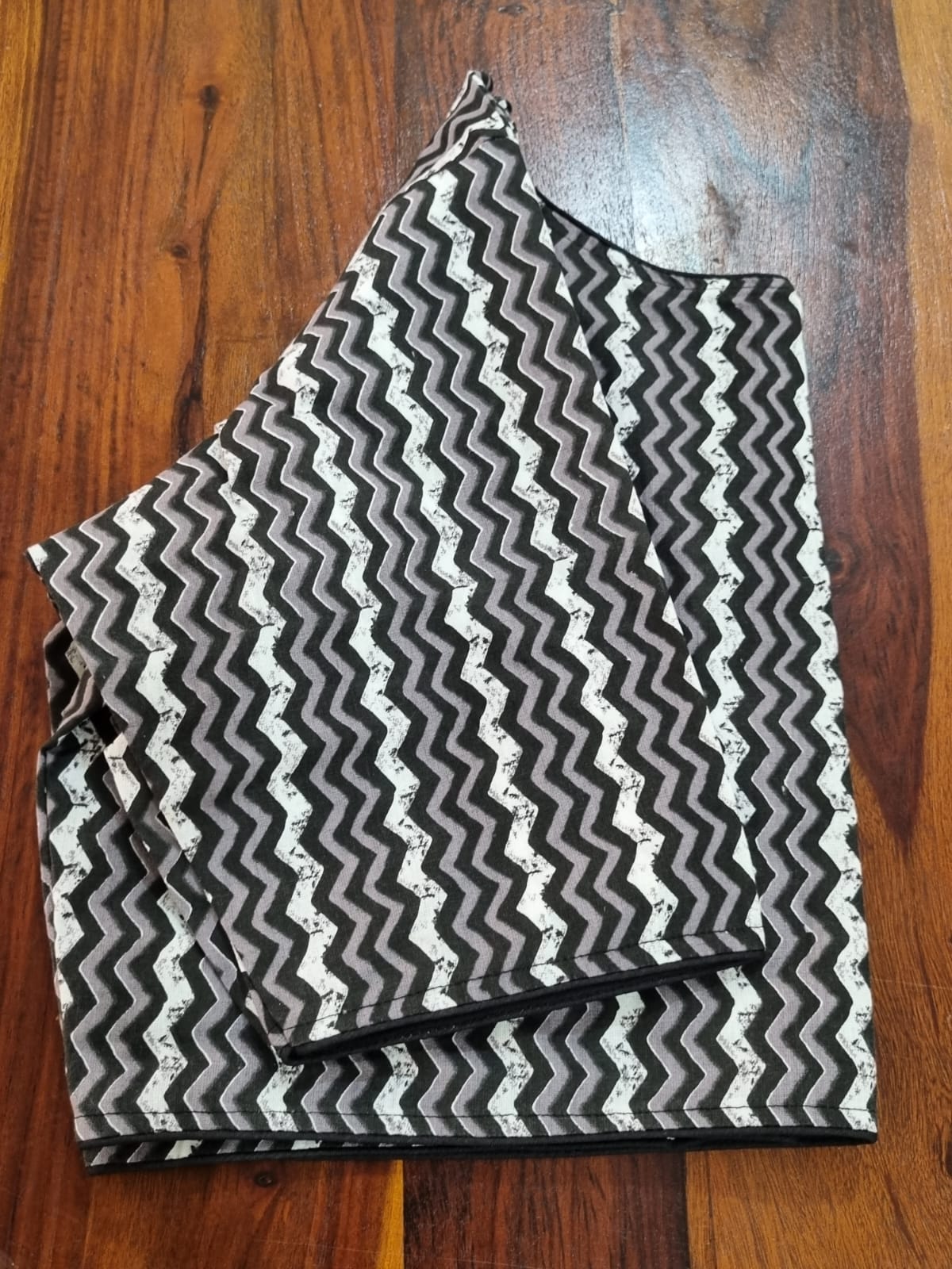 Black ZigZag Cotton Blouse